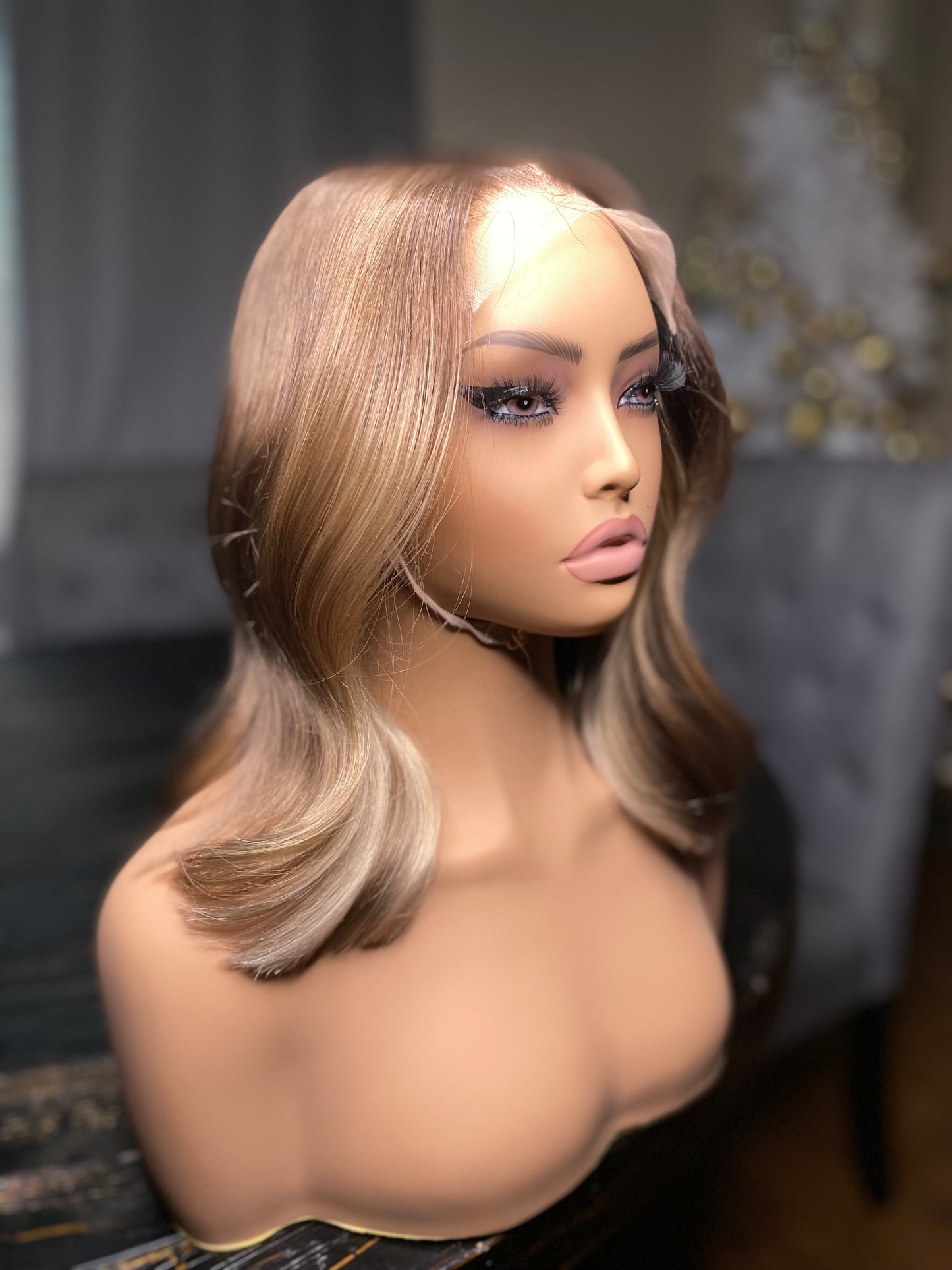 Closure unit blonde
