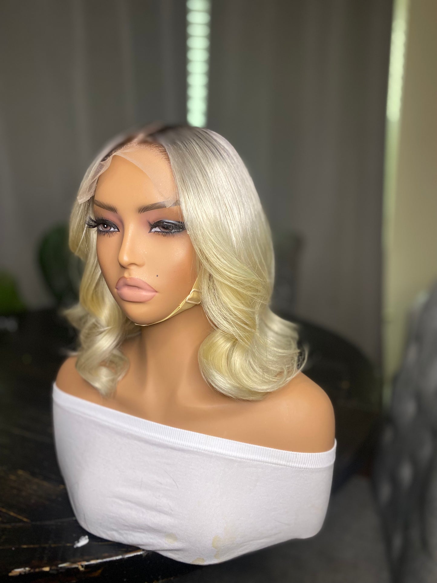 5x5 glueless 12 inch wig