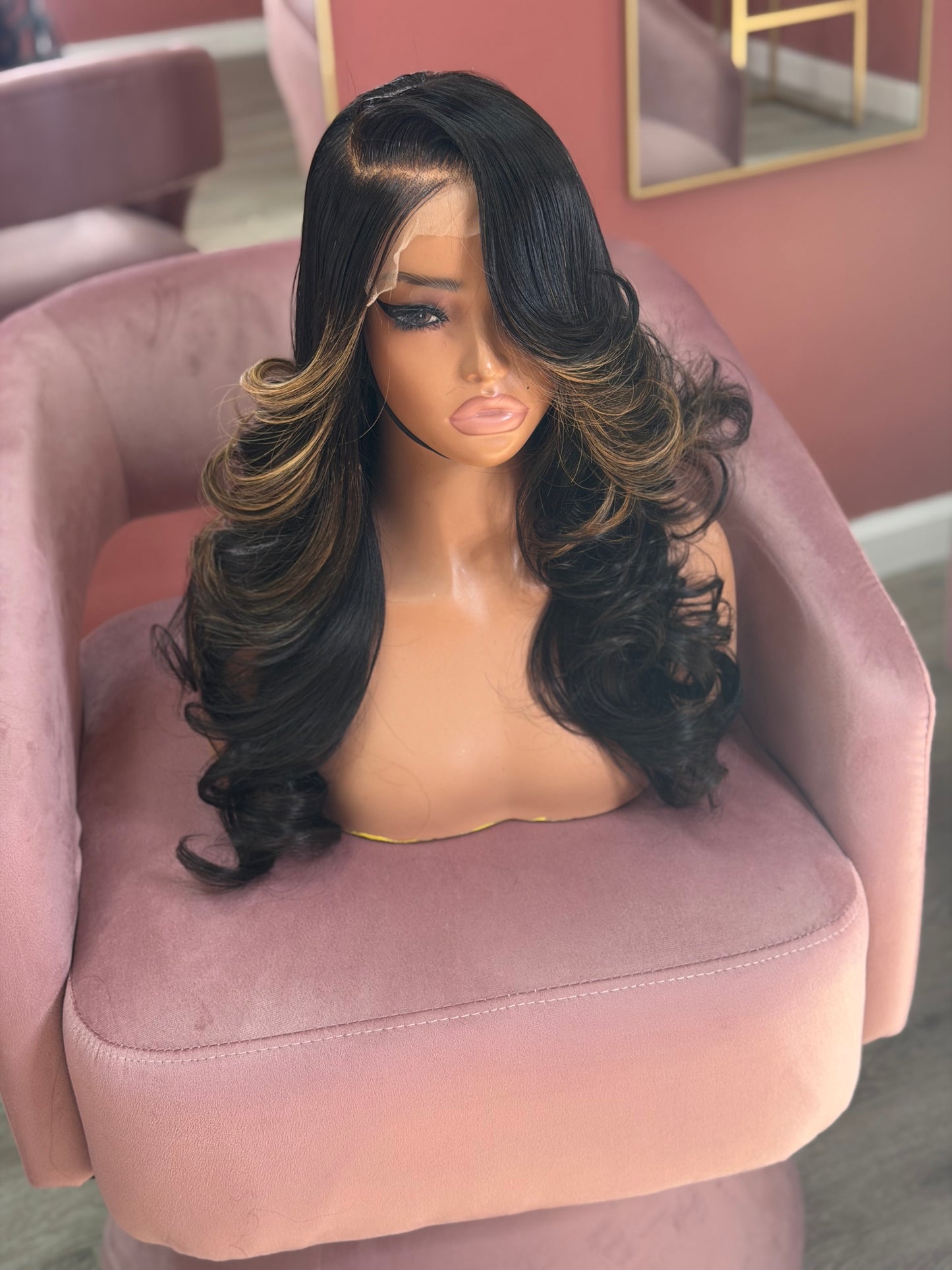 5x5 Glueless ready to wear layered 22 inch